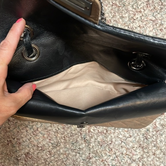 Black/ brown leather quilted purse with adjustable chain strap - Picture 12 of 14